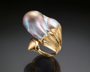 "Wave"- Baroque Keshi Pearl Oversize Ring.