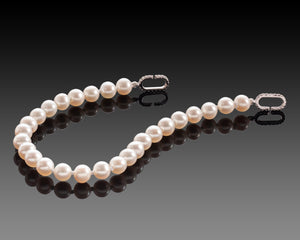 White Pearl & Diamonds Bracelet.