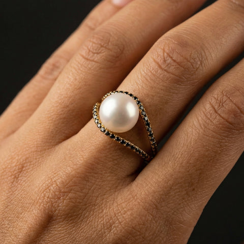 B-Sol- Floating Pearl & Diamonds Ring