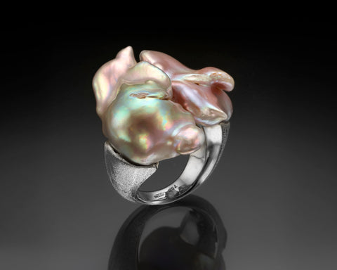 Duet Ring – 18K Yellow Gold Open Ring with Oversized Baroque Keshi Pearls