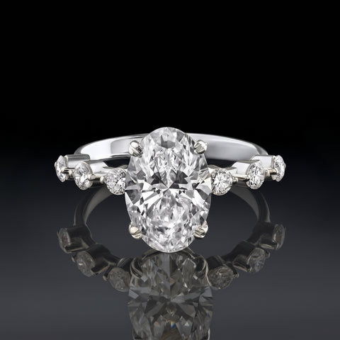 Revi – Oval Solitaire Ring with a 3ct Lab-Grown Diamond