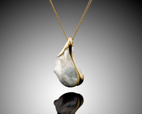 Melt - Soufflé Baroque Pearl Pendant