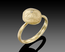 Load image into Gallery viewer, &quot;Cushion Star&quot; - Gold Nugget Ring