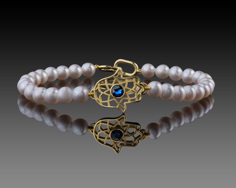 Serene Guardian - Hamsa Pearl & Sapphire Bracelet – Elegance & Protection