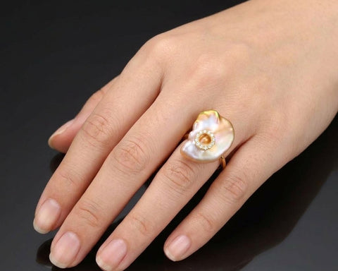 Nikea keshi pearl ring worn on the hand