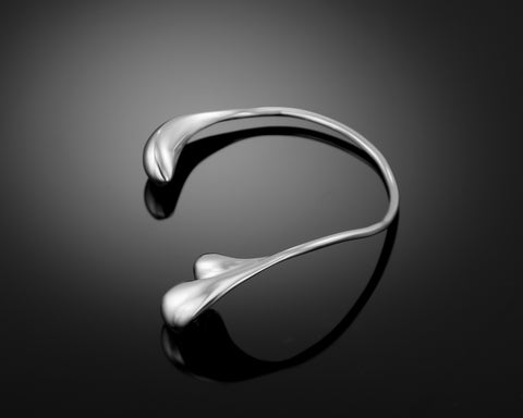 Desert Dew ear cuff in plain sterling silver
