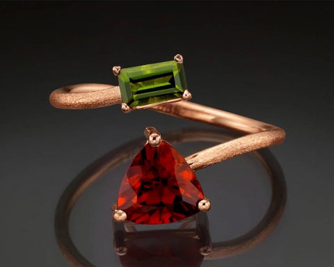 Tauri cocktail ring in rose gold with orange and green tourmalines