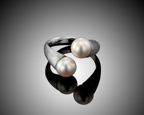 Handmade 18K white gold twisted open ring with two white freshwater pearls