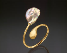 Load image into Gallery viewer, &quot;Balanced&quot;- Baroque Keshi Ring.