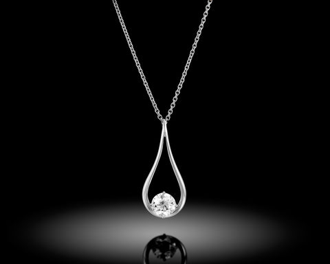 Ayala- Teardrop Diamond Necklace