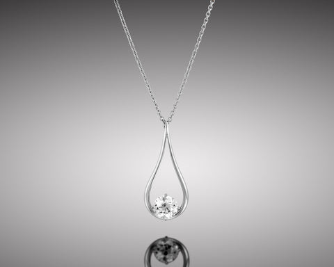 Ayala- Teardrop Diamond Necklace