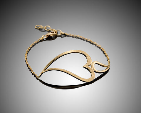 Passion Bracelet – 18K Yellow Gold Open Heart Soft Bracelet