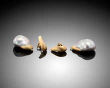Load image into Gallery viewer, &quot;Tribe&quot;- Versatile Baroque Pearls Drop Earrings.