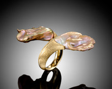 Load image into Gallery viewer, Balance, Purple and Pink Baroque Keshi Pearls Ring