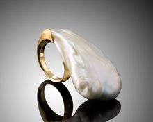 Load image into Gallery viewer, &quot;Burst&quot;- Drop shape Soufflé Baroque Pearl Ring.