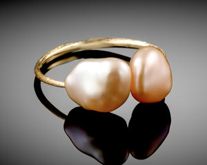 "Open Heart"- Keshi Pearls Ring.