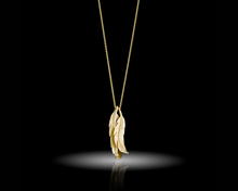 Load image into Gallery viewer, &quot;Wild Condor&quot;- Gold Feather Necklace.