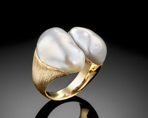 Handmade 18K gold open ring set with two Keshi baroque pearls, 16 x 9 mm each