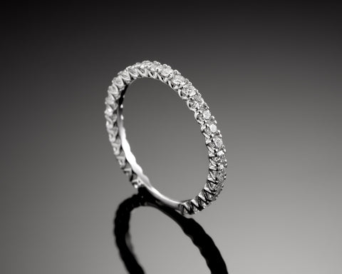 Ella diamond eternity band with 28 diamonds in 18K white gold