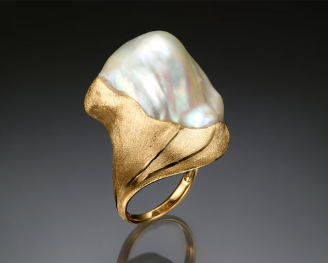Handmade 18K gold open ring set with a 35 x 32 mm Baroque Keshi pearl