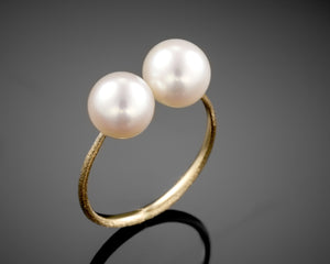"Haumea"- Open Pearls Ring.