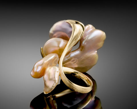 Spring Ring – 18K Gold with Multicolor Baroque Keshi Pearls
