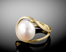 Load image into Gallery viewer, &quot;Saturn&quot;- Floating Pearl Ring.
