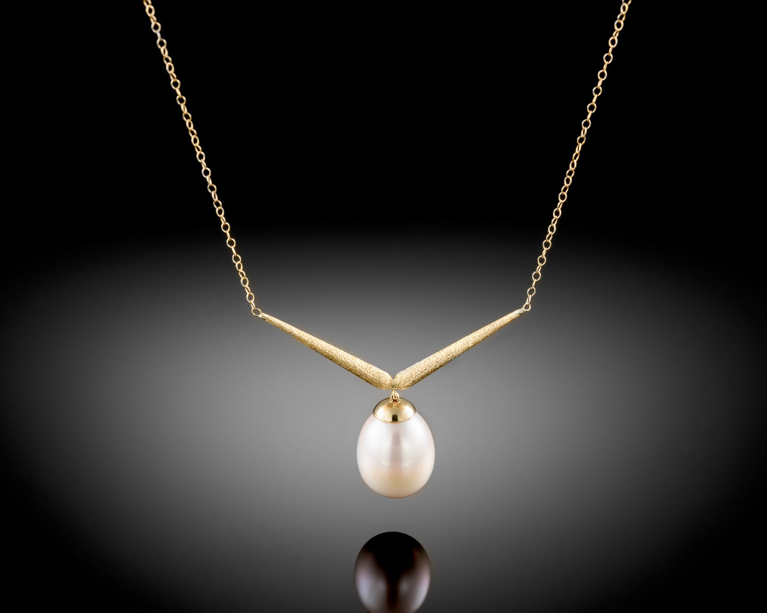 V shaped deals pearl necklace