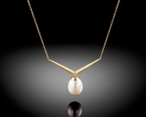 "Fly"- V Shaped Pearl Necklace.