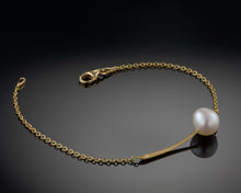 Load image into Gallery viewer, &quot;Nova&quot;- Keshi Pearl Soft Bracelet.